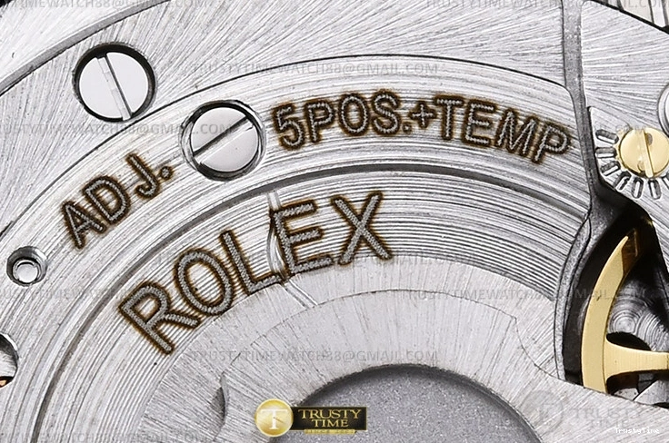 0727 ROLSUB0477B – Submariner 904 Dia Dia Dia OTE JVS A Vibrant 1057